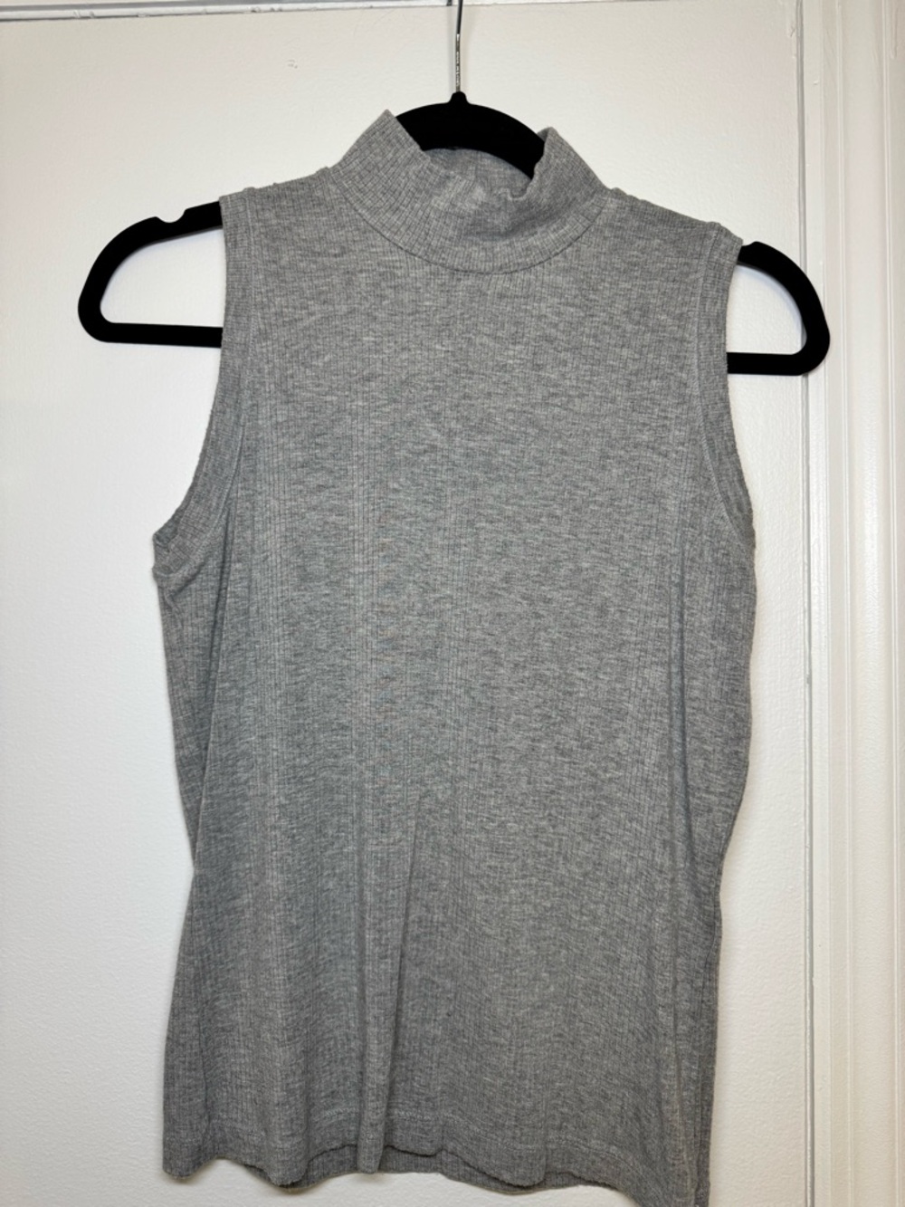 Banana Republic Sleeveless Mock Neck Tank Top - Light Gray
